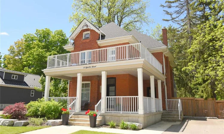 89 Lynden Road
