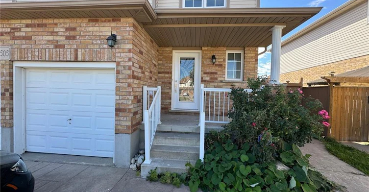 UPPER-505 Bridlewreath Court, Kitchener, ON, N2E 3V6 - 3