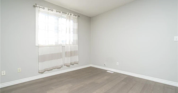 42 Indigo Street, Kitchener, ON, N2E 4E6 - 8