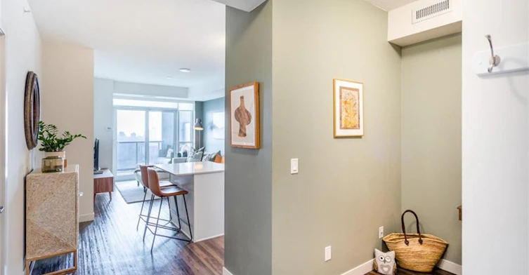 1405-2093 Fairview Street, Burlington, ON, L7R 0E6 - 3