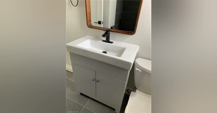 21 Haddon Avenue S, Hamilton, ON, L8S 1X5 - 9