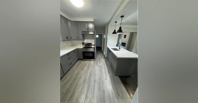 21 Haddon Avenue S, Hamilton, ON, L8S 1X5 - 5