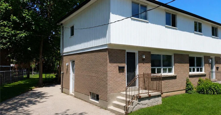 57 Oakwood Avenue, Norfolk County, ON, N3Y 1H6
