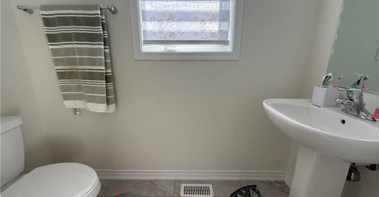 18 Dolucci Crescent, Brampton, ON, L7A 5E9 - 6