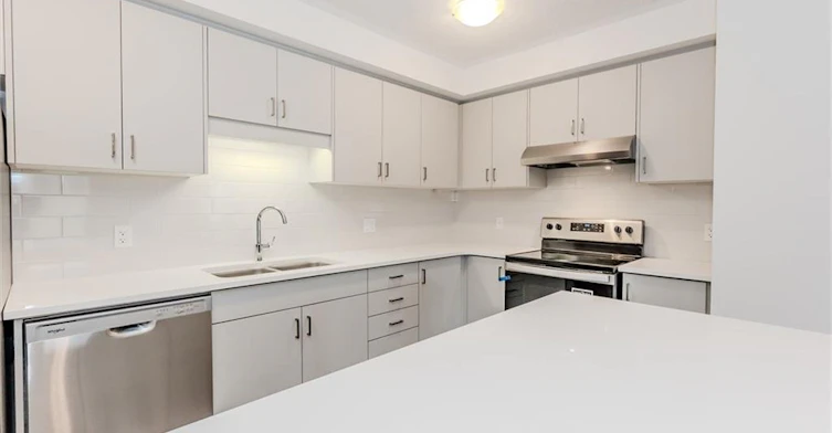 616 Benninger Drive, Kitchener, ON, N2E 0K5 - 3