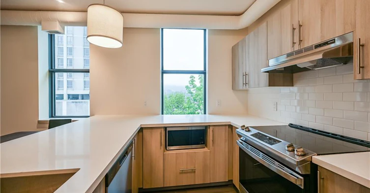401-121 King Street E, Hamilton, ON, L6N 1A9 - 9