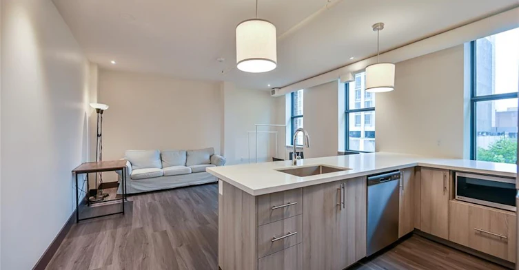 401-121 King Street E, Hamilton, ON, L6N 1A9 - 11