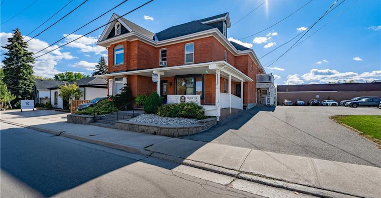 203-22 Mill Street S, Hamilton, ON, L0R 2H0