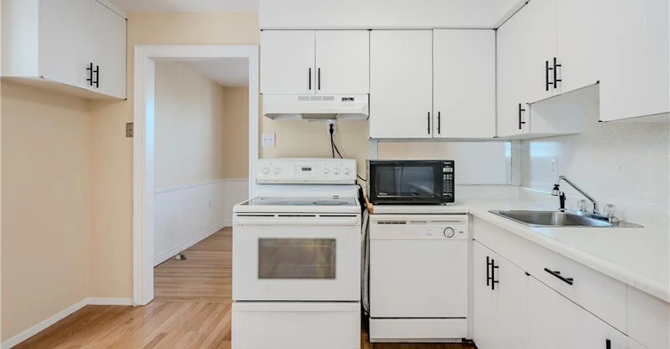 203-22 Mill Street S, Hamilton, ON, L0R 2H0 - 9