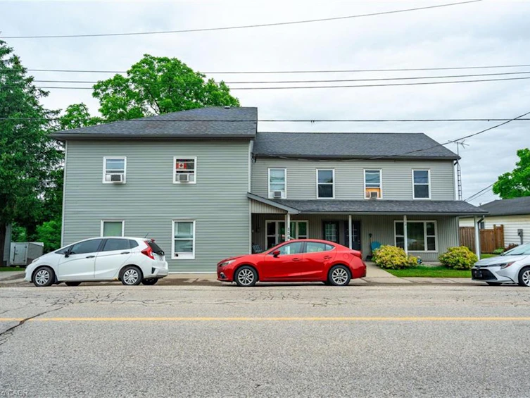154-156 Freelton Road, Hamilton, ON, L8B 0Z5