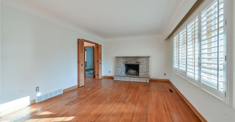 112 Academy Street, Hamilton, ON, L9G 2Y1 - 8