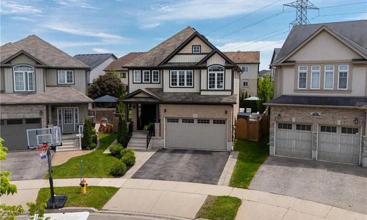 916 Steepleridge Court