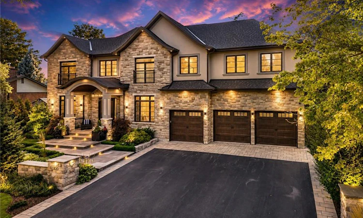 100 Seneca Drive