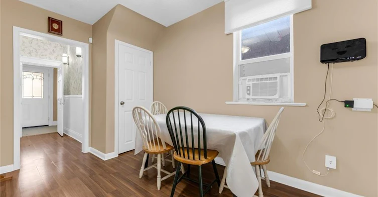 205 Ferguson Avenue S, Hamilton, ON, L8N 2N2 - 5