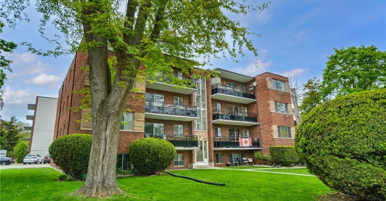 9-2433 First Street, Burlington, ON, L7R 1C7 - 3