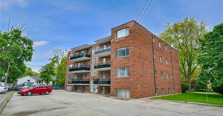 9-2433 First Street, Burlington, ON, L7R 1C7 - 36