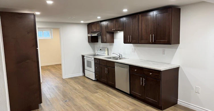 LOWER-177 San Pedro Drive, Hamilton, ON, L9C 2C9 - 2