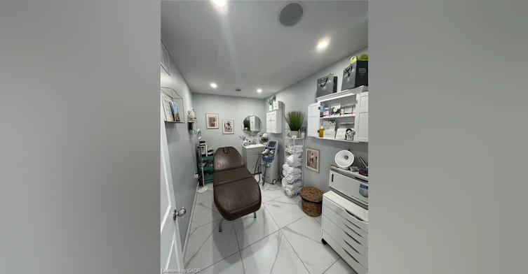 1960 Main Street W, Hamilton, ON, L8S 4N5 - 8