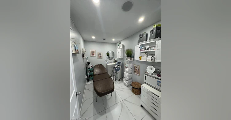 1960 Main Street W, Hamilton, ON, L8S 4N5 - 6
