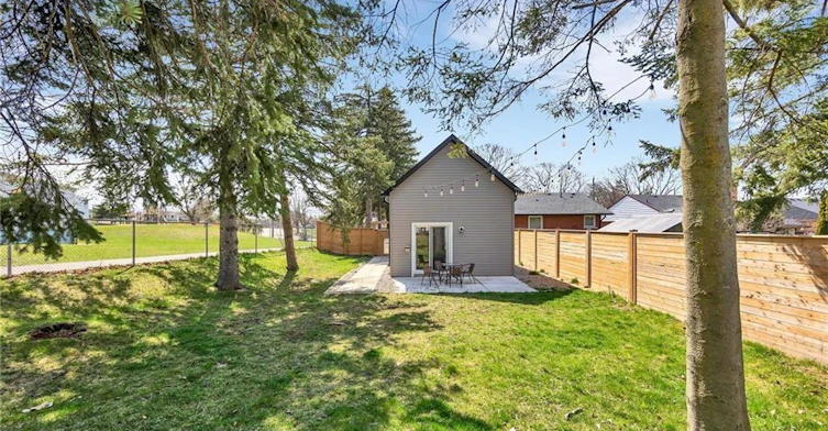 Rear Unit-48 Harber Avenue, Kitchener, ON, N2C 1Y8 - 17