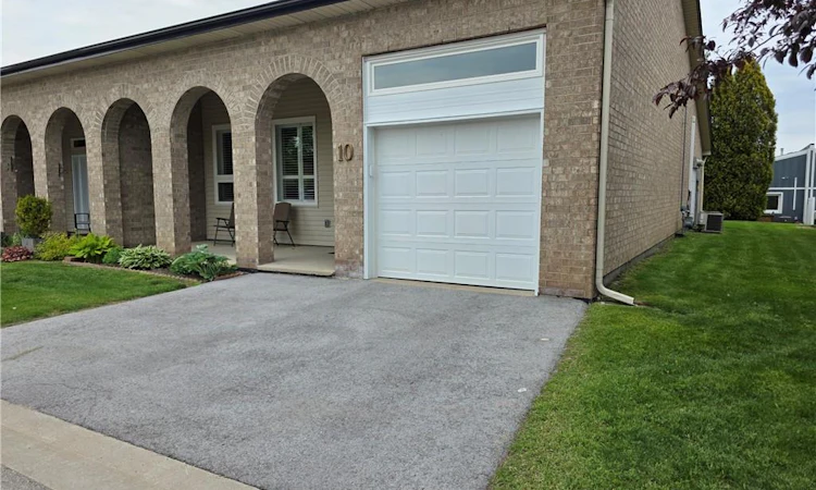 10 Archdeacon Clark Trail