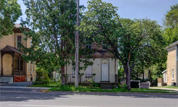 209 Dalhousie Street