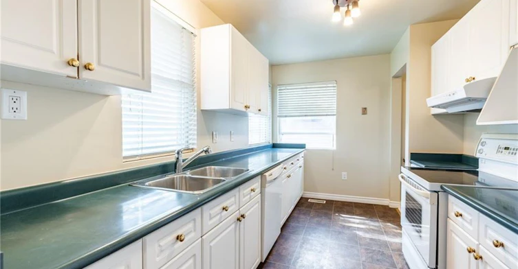 699 Rymal Road W, Hamilton, ON, L4B 2N9 - 16