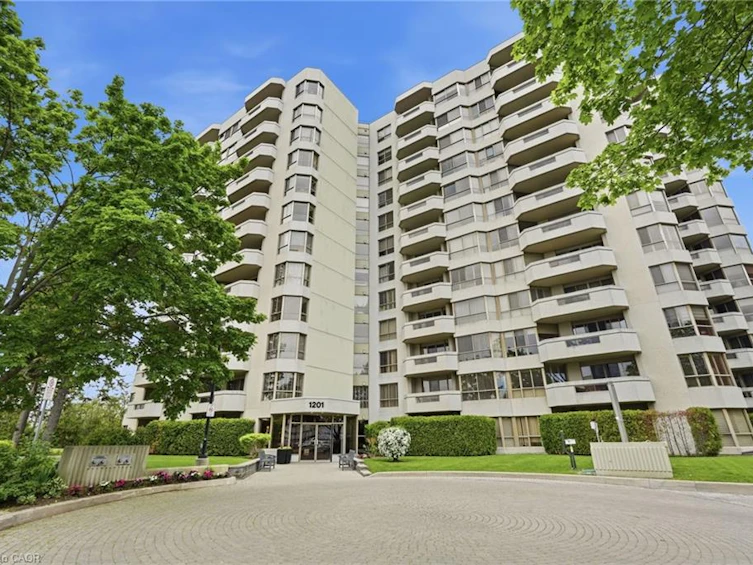 1003-1201 North Shore Boulevard E, Burlington, ON, L7S 1Z5