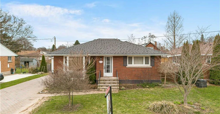 6658 O'neil Street, Niagara Falls, ON, L2J 1N1