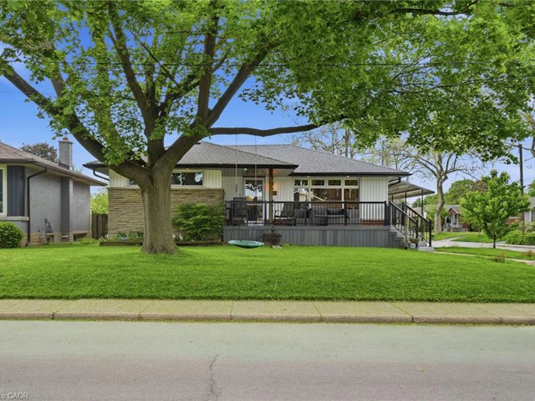 150 Mountville Avenue, Hamilton, ON, L9A 1E7