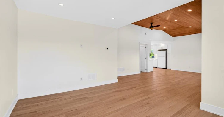 Upper-8 Cornell Avenue, Hamilton, ON, L8E 5N2 - 11