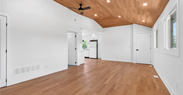 Upper-8 Cornell Avenue, Hamilton, ON, L8E 5N2 - 14