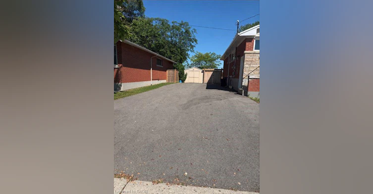 BSMT-787 Upper Ottawa Street, Hamilton, ON, L8T 3T8 - 2