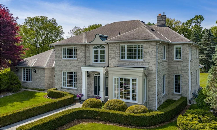 938 Governor's Road