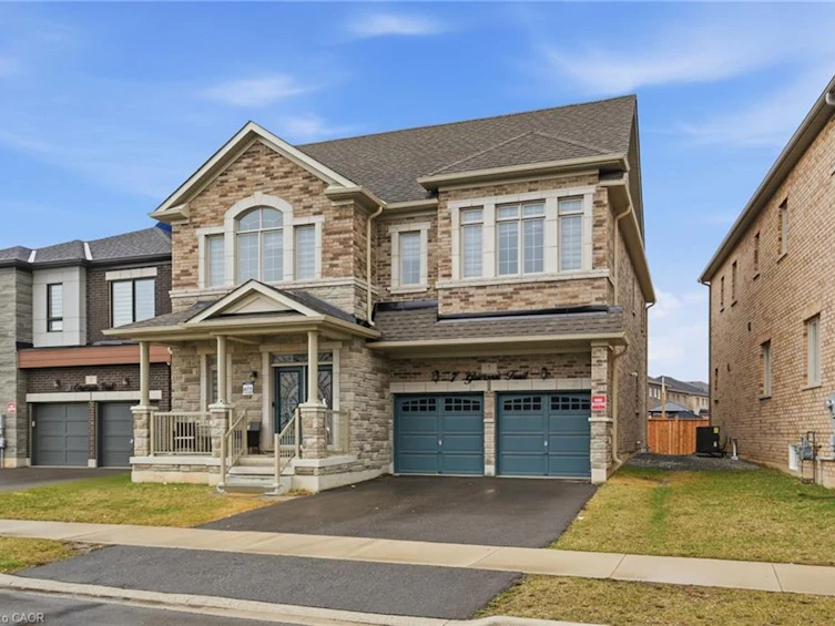 7 Grierson Trail, Hamilton, ON, L8B 1Z7 - 2