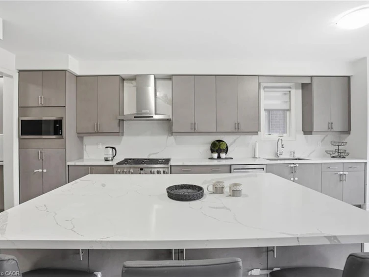 7 Grierson Trail, Hamilton, ON, L8B 1Z7 - 14