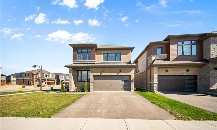 1 Bee Crescent