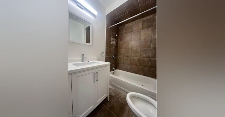 4687 First Avenue, Niagara Falls, ON, L2E 4G5 - 10