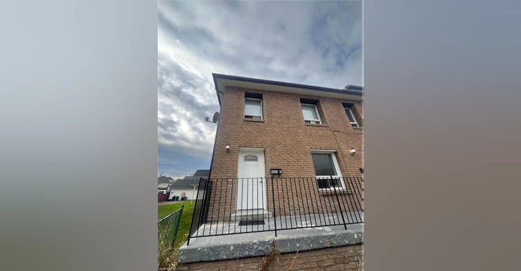 4687 First Avenue, Niagara Falls, ON, L2E 4G5 - 2