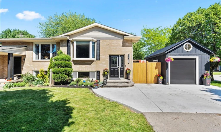 4513 Carriage Road