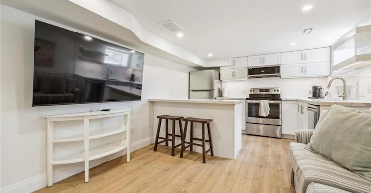 Lower-2113 New Street, Burlington, ON, L7R 1H7 - 3
