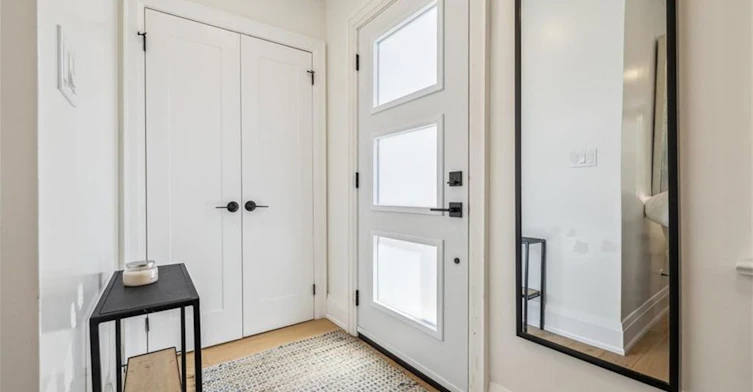 2113 New Street, Burlington, ON, L7R 1H7 - 3