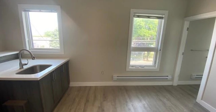 204-161 Wellington Street N, Hamilton, ON, L8N 1N4 - 3