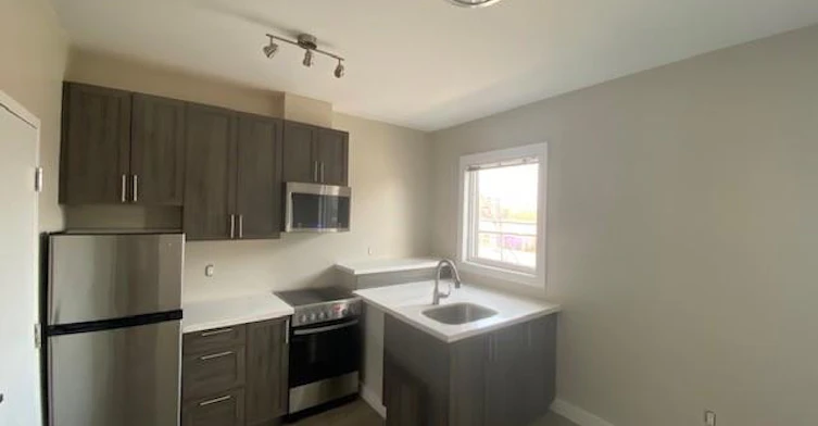204-161 Wellington Street N, Hamilton, ON, L8N 1N4
