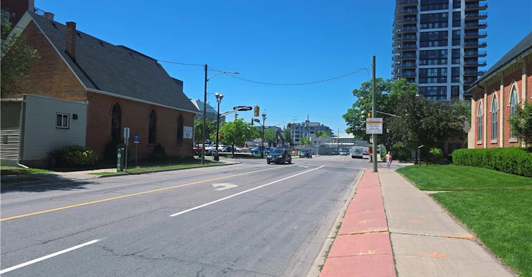 2047 James Street, Burlington, ON, L7R 1H4 - 29