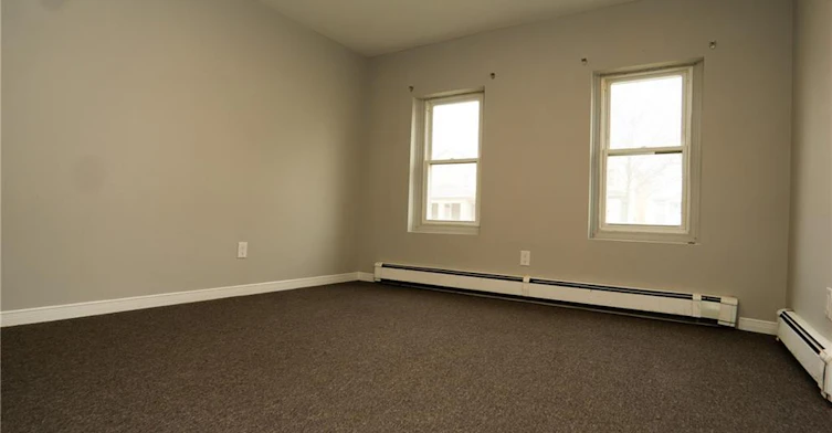 2-22 Dacotah Street, St. Catharines, ON, L2R 1Z4 - 4