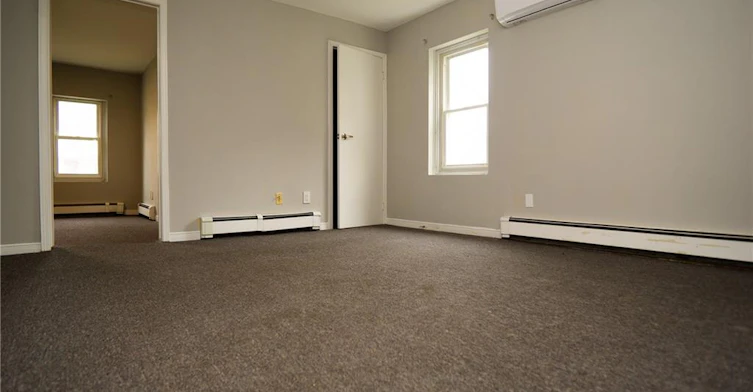 2-22 Dacotah Street, St. Catharines, ON, L2R 1Z4 - 2
