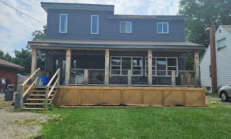 93 Howard Avenue