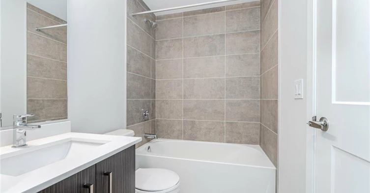 2206-15 Queen Street S, Hamilton, ON, L8P 0C6 - 16