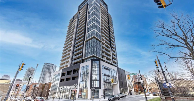 2206-15 Queen Street S, Hamilton, ON, L8P 0C6
